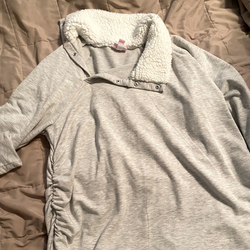 Material sweatshirt